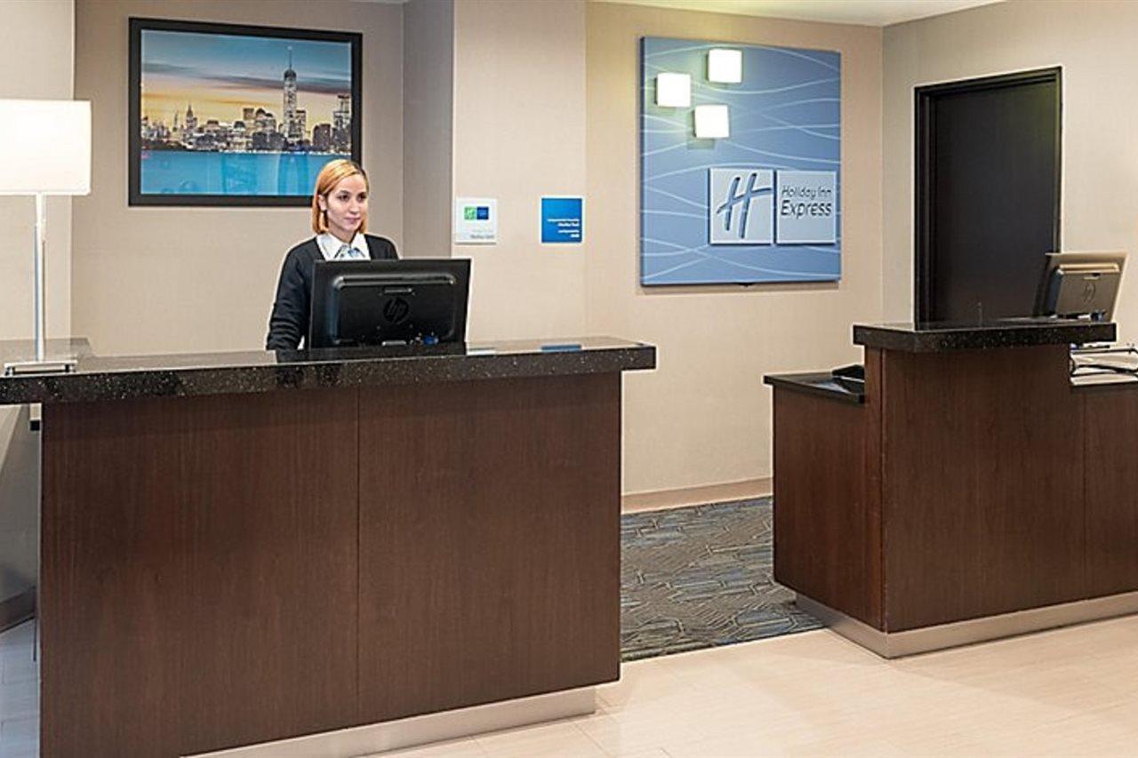 Holiday Inn Express - Wall Street By Ihg New York Buitenkant foto